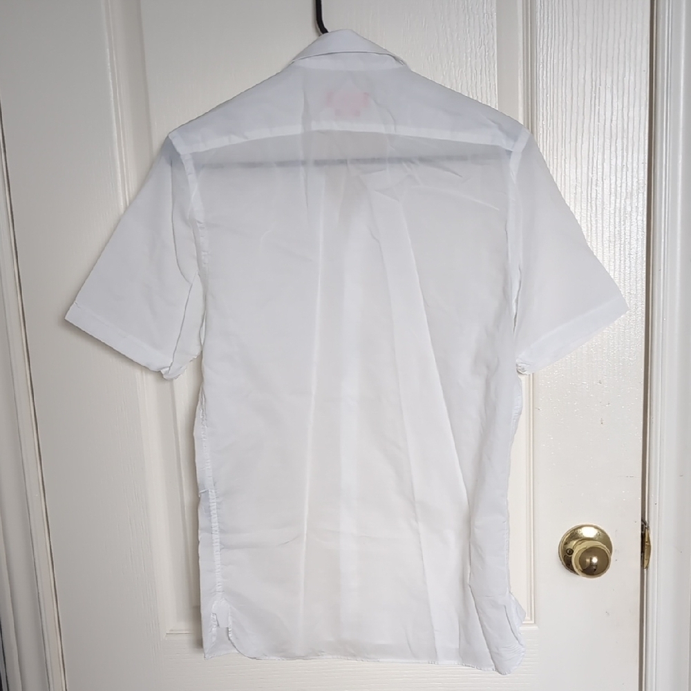 Calvin Klein Men's Crisp White Button-Down Shirt - Picture 4 of 10